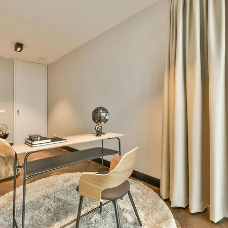 Central Cozy *